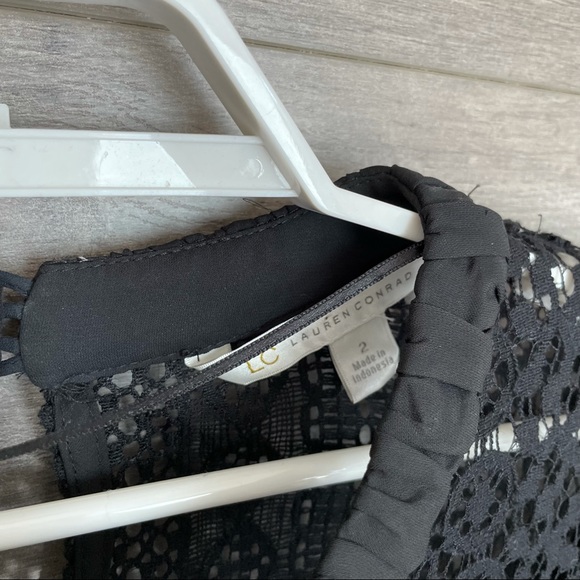 3/$25🛍️ LC Lauren Conrad Short Sleeve Lace Dress - Picture 4 of 11